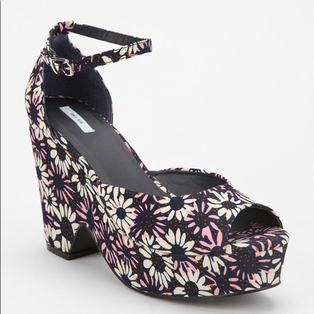 Kimchi Blue Floral, Platform, Wedge Heels
